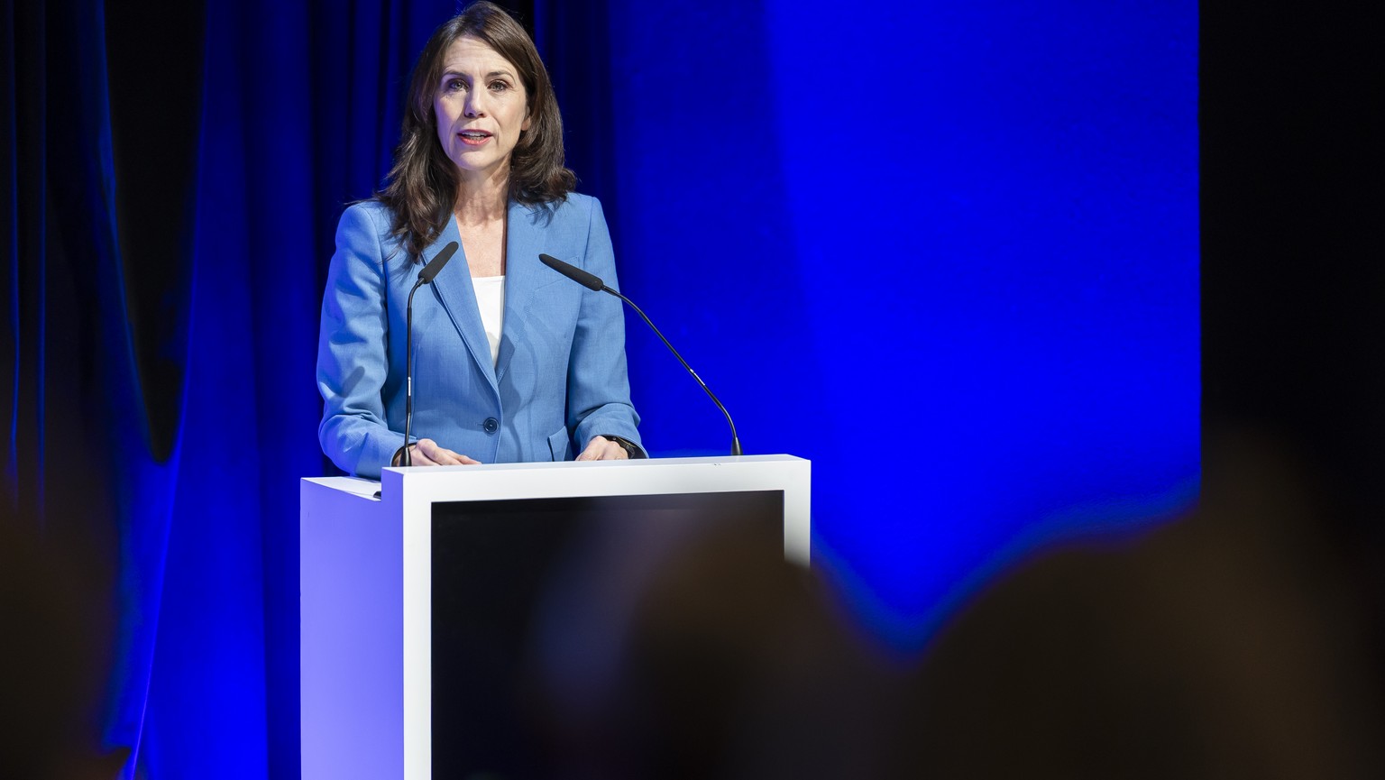 Susanne Wille, directrice generale de la SSR, parle lors de la 6eme edition du Forum des medias romands, FMR, ce mercredi 19 novembre 2025 a Lausanne. (KEYSTONE/Cyril Zingaro)