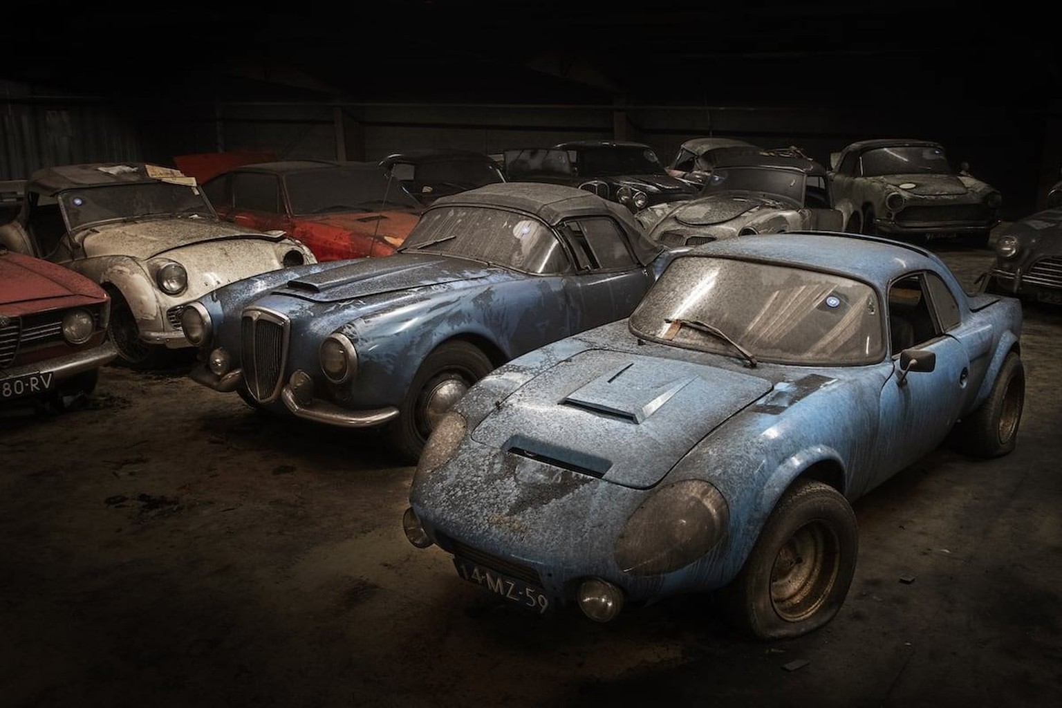 The Palmen Barnfind Collection 2023 https://www.classiccar-auctions.com/palmen oldtimer car retro design