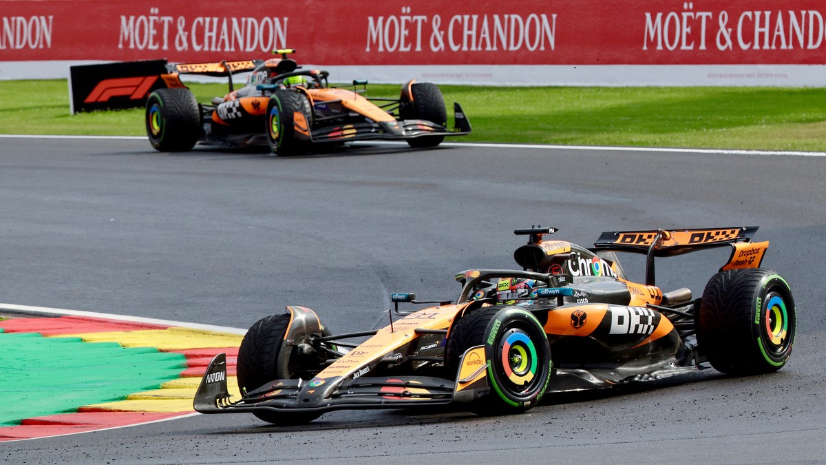 epa12266052 McLaren driver Oscar Piastri (front) of Australia and McLaren driver Lando Norris of Britain in action during the 2025 Formula 1 Belgian Grand Prix at the Circuit de Spa-Francorchamps, Bel ...