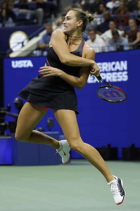 epaselect epa12353511 Aryna Sabalenka of Belarus in action against Jessica Pegula of the US during the womens singles semifinals of the US Open Tennis Championships at the USTA Billie Jean King Natio ...
