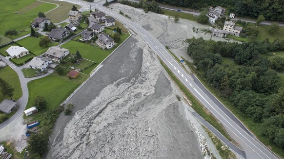 A massive landslide hit the village Bondo in South Switzerland, Wednesday, August 23, 2017. The main road between Stampa and Castasegna is disconnected. The village has been evacuated. There are no ca ...