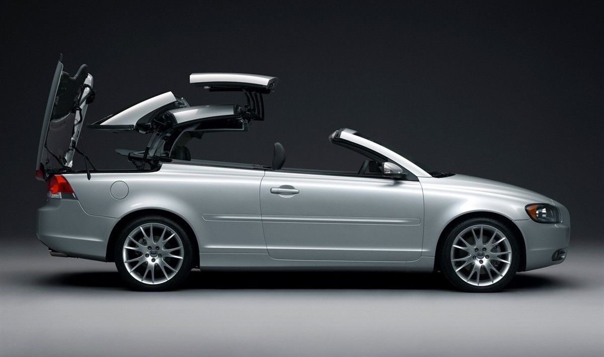 2006–2013 Volvo C70 Convertible auto cabrio
https://www.media.volvocars.com/global/en-gb/media/pressreleases/5079