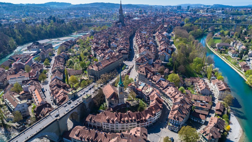 Seit Beginn der Coronakrise schrumpfen Schweizer Städte – die Gründe - Vimarsana News