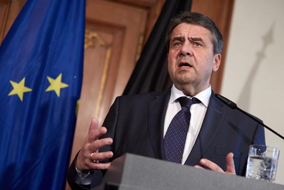 epa06584692 German Foreign Minister Sigmar Gabriel speaks during a joint press conference with Turkish counterpart Mevlut Cavusoglu (not pictured) at the Federal Foreign Office in Berlin, Germany, 06  ...