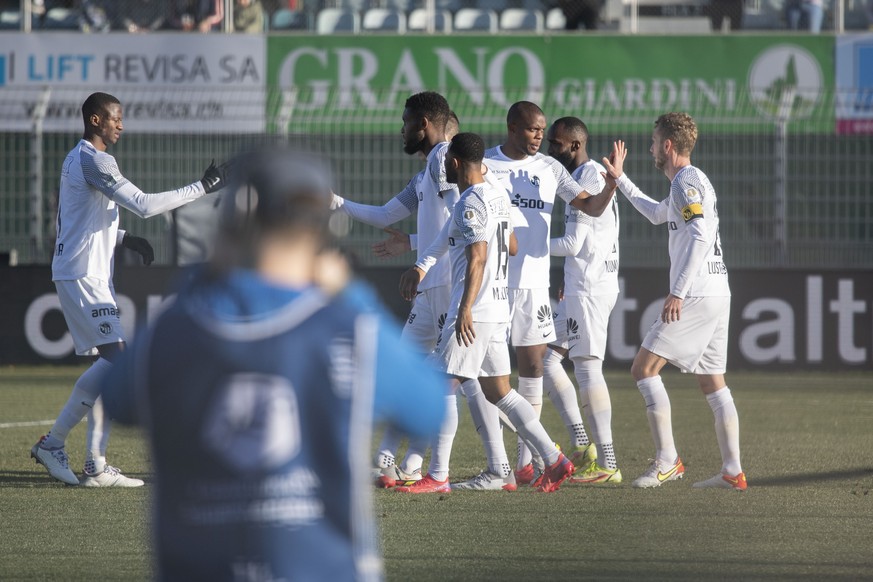 BSC Young Boys celebrate 0-1 gool, at the Cornaredo stadium in Lugano, Sunday, December 19, 2021. (KEYSTONE-ATS / Ti-Press / Pablo Gianinazzi)