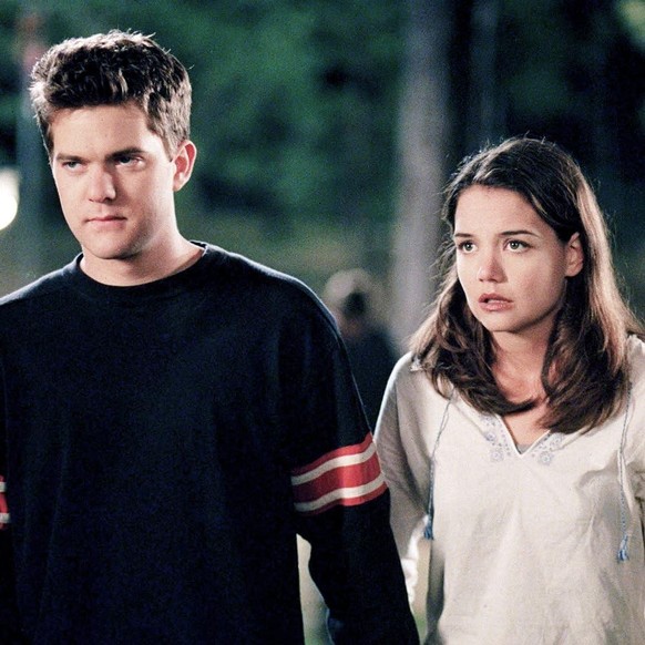 Katie Holmes and Joshua Jackson in Dawsons Creek (1998)