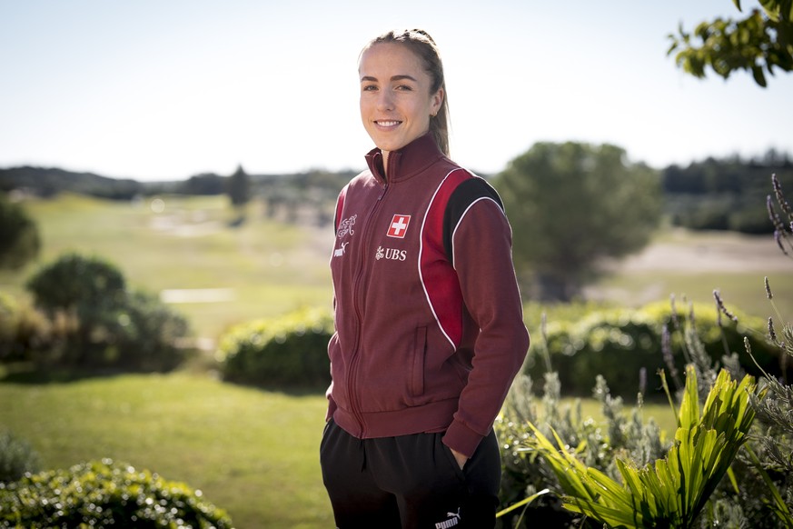 Lia Waelti, Capitaen der Schweizer Frauenfussball Nationalmannschaft, posiert fuer ein Portrait im Trainingslager der Schweizer Frauen Fussball Nationalmannschaft am Mittwoch, 26. November 2025 in Jer ...
