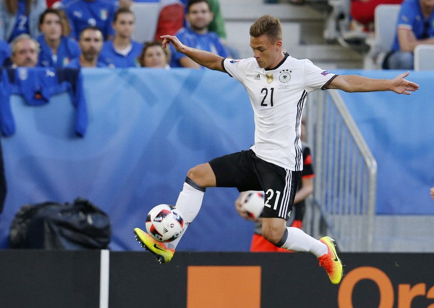 Germany&#039;s Joshua Kimmich controls a ball during the Euro 2016 quarterfinal soccer match between Germany and Italy, at the Nouveau Stade in Bordeaux, France, Saturday, July 2, 2016. (AP Photo/Mich ...