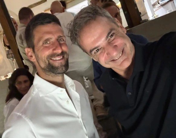 Djokovic mit Griechenlands Präsident Kyriakos Mitsotakis.