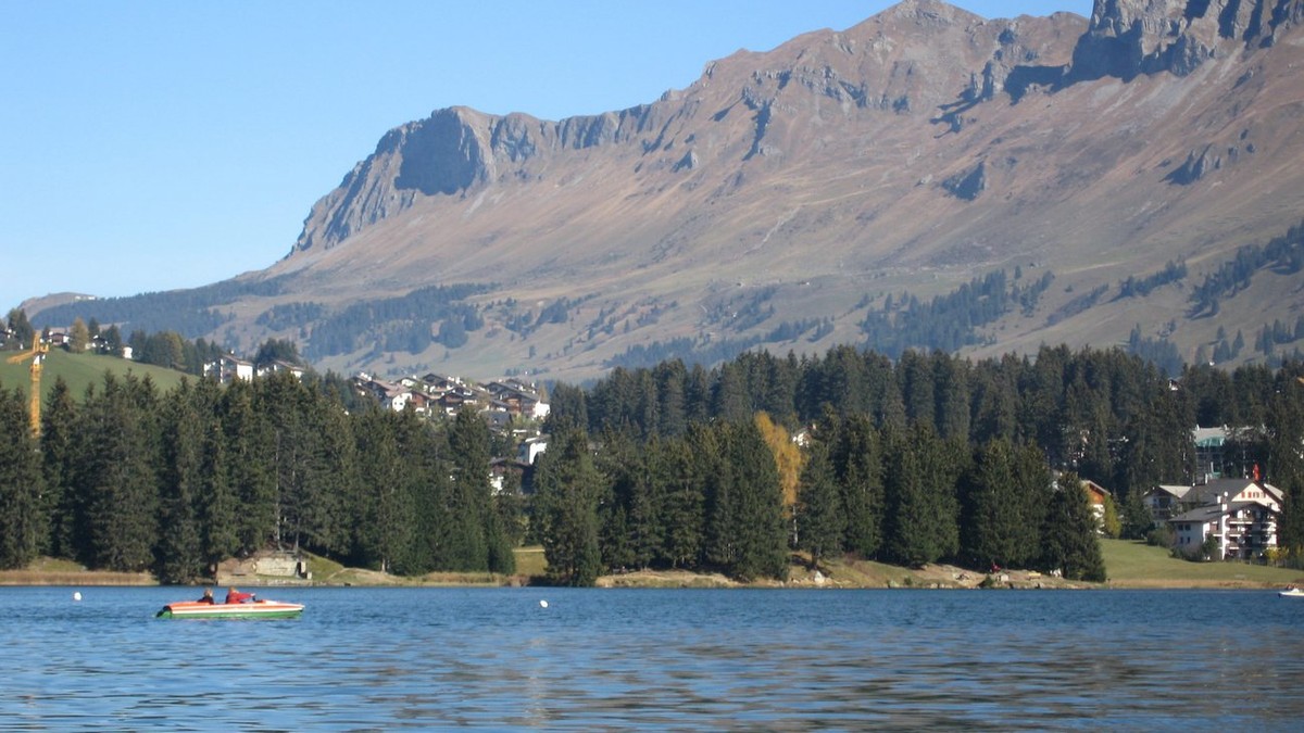 54-j-hriger-Mountainbiker-stirbt-nach-Sturz-in-Lenzerheide-GR