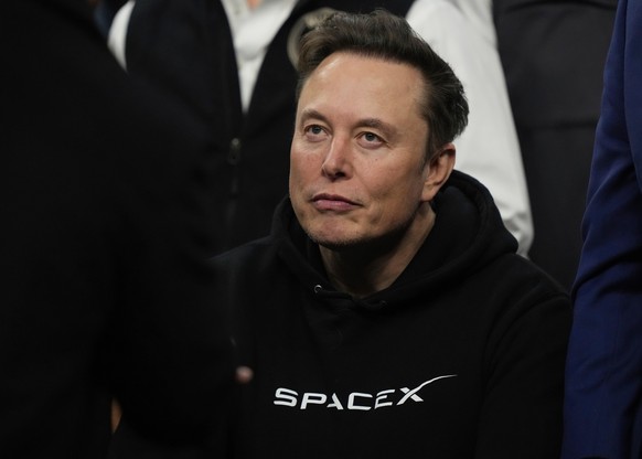 FILE - Elon Musk attends the finals for the NCAA wrestling championship, March 22, 2025, in Philadelphia. (AP Photo/Matt Rourke, File)
Musk SpaceX IPO