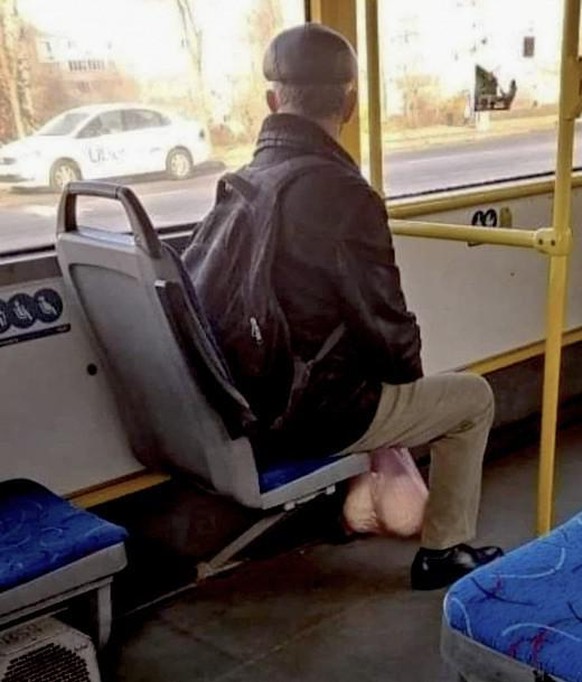 PICDUMP 393 – folgt einfach dem Nacktmull!\nWenn du ohne einen roten Kreis zurecht kommen musst.