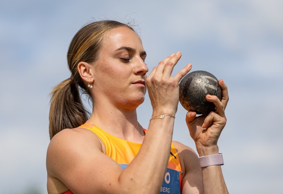 ABD0170_20240518 - G�TZIS - �STERREICH: Annik Kaelin (SUI) beim Kugelsto�en am Samstag, 18. Mai 2024, im Rahmen des Hypo-Mehrkampfmeeting in G�tzis. - FOTO: APA/EXPA/PETER RINDERER