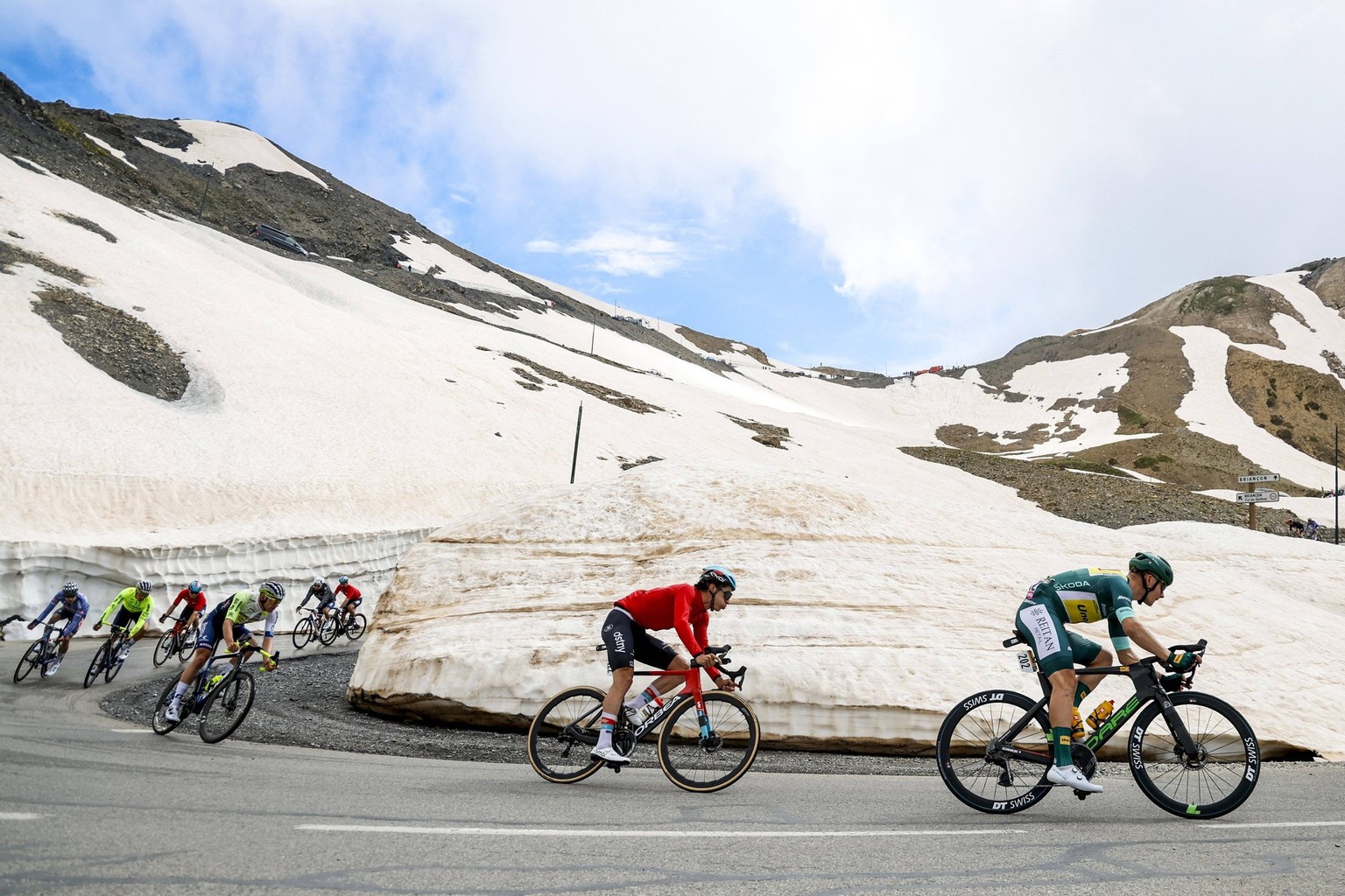 Tour de France 2024 - Stage 04 VALLOIRE, FRANCE - JULY 01 : Beullens Cedric BEL of Lotto Dstny in the descent of the Galibier during stage 4 of the 111th edition of the Tour de France 2024 cycling rac ...
