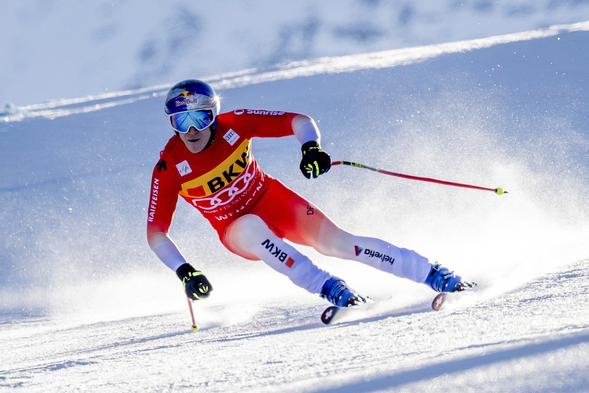 Marco Odermatt of Switzerland in action during the men's Super G race at the Alpine Skiing FIS Ski World Cup, in Wengen, Switzerland, Friday, January 17, 2025. (KEYSTONE/Jean-Christophe Bott)