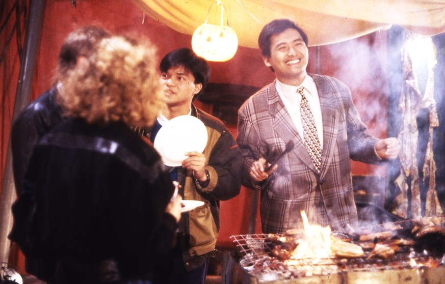 Chow Yun-Fat will in «An Autumn's Tale» eine Frau mit Kochen erobern. Ob ihm das gelingt???