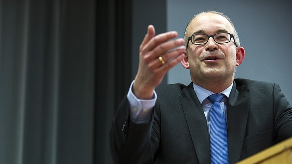 Übergab den Preis: SVP-Nationalrat Gregor Rutz, Präsident der IG Freiheit.