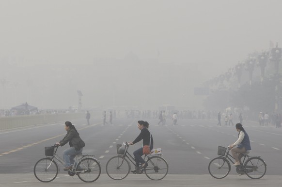 Wenn Velofahren die Gesundheit gefährdet: Smog in Peking.