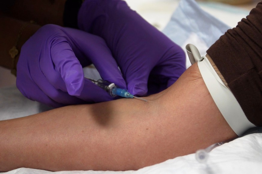 In this image taken from video, an IV infusion is administered at Pure Alchemy Wellness, Tuesday, Nov. 11, 2025, in Chula Vista, Calif. (AP Photo/Javier Arciga)
Peptide Injections