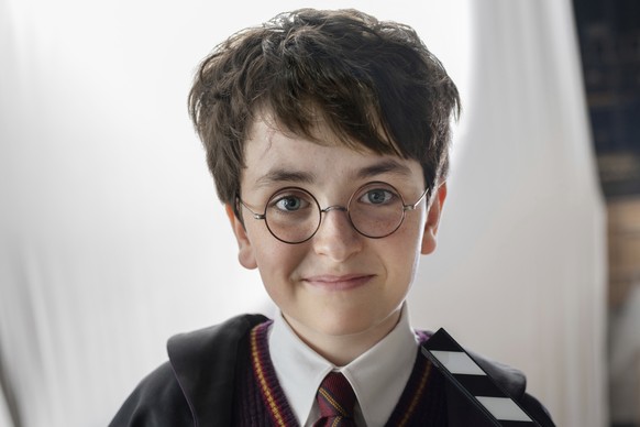 This image released by HBO shows Dominic McLaughlin, who will portray Harry Potter, on the set of HBO series "Harry Potter," scheduled for 2027. (Aidan Monaghan/HBO via AP)
TV Harry Potter