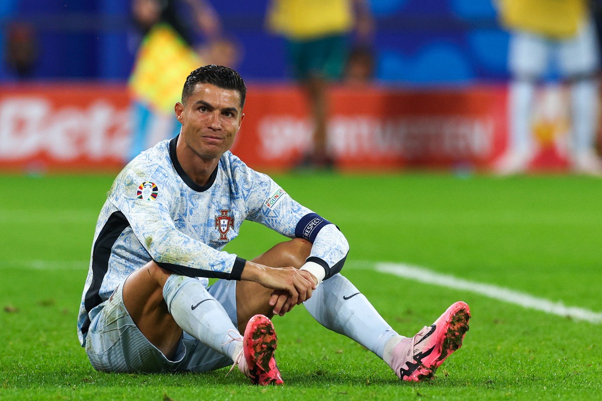 epa11440379 Portugal player Cristiano Ronaldo reacts during the UEFA EURO 2024 group F soccer match between Georgia and Portugal in Gelsenkirchen, Germany, 26 June 2024. EPA/MIGUEL A. LOPES