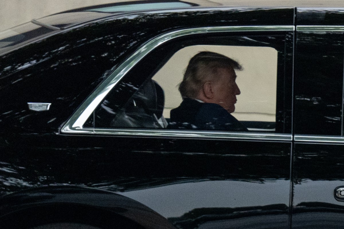 President Donald Trump departs Walter Reed National Military Medical Center, Tuesday, May 26, 2026, in Bethesda, Md. (AP Photo/Alex Brandon)
Donald Trump