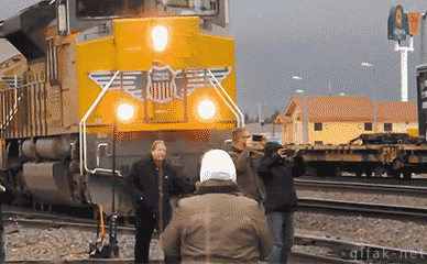18 Gifs Bei Denen Es Richtig Knapp Wurde Watson