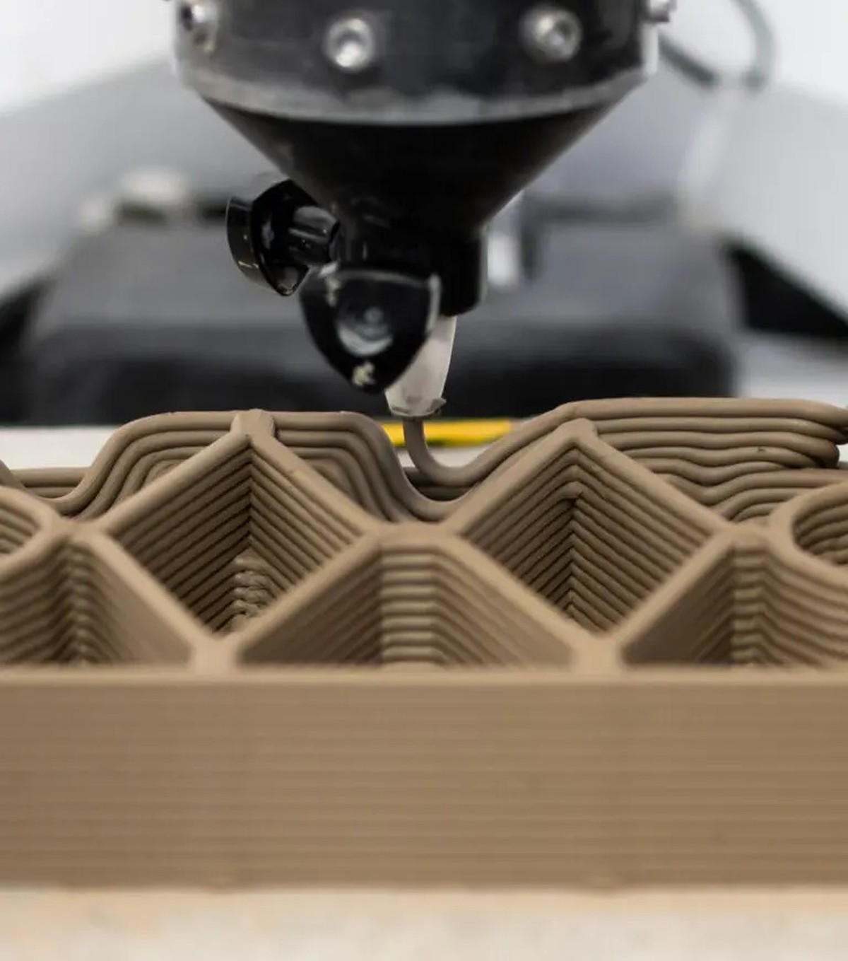 Die Module werden durch einen 3-D-Drucker produziert.
https://www.rrreefs.com/