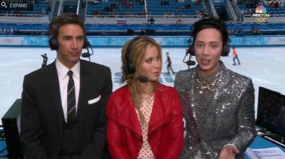 Freitag ist Silbertag. Johnny Weir glitzert fröhlich vor sich hin.