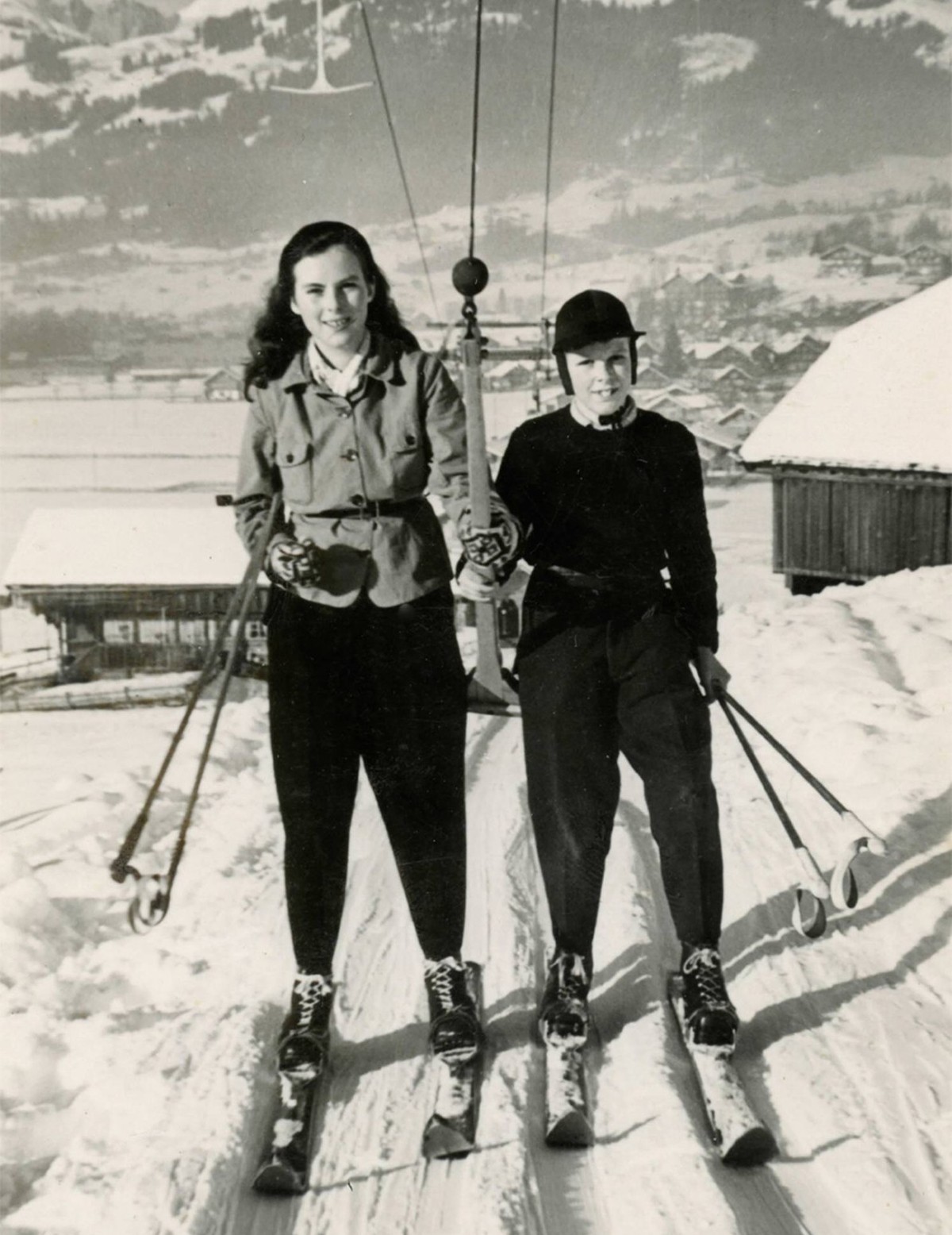 Two girls on a ski lift, Gstaad, Switzerland 11623

Two Girls ON A Ski Lift Gstaad Switzerland