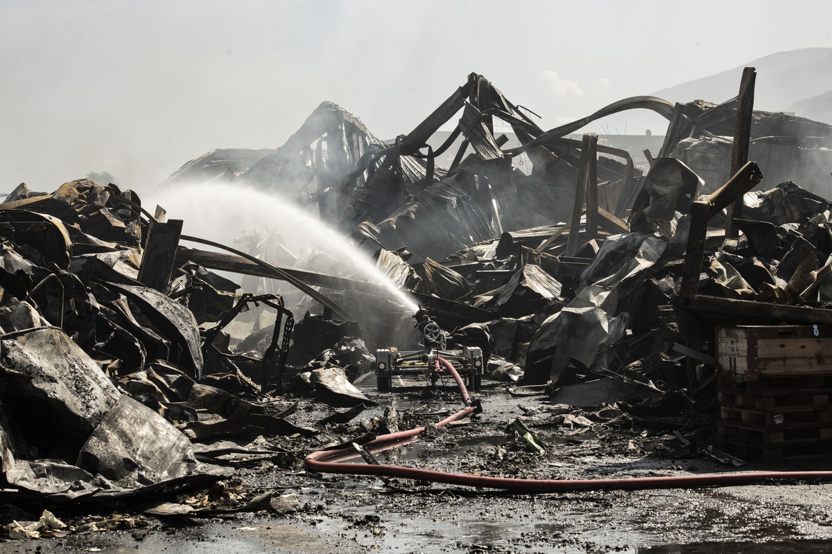 Plus de 140 pompiers ont été mobilisés pour éteindre le feu.