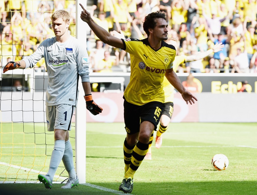 Verteidiger Mats Hummels trifft per Kopf zur BVB-Führung.