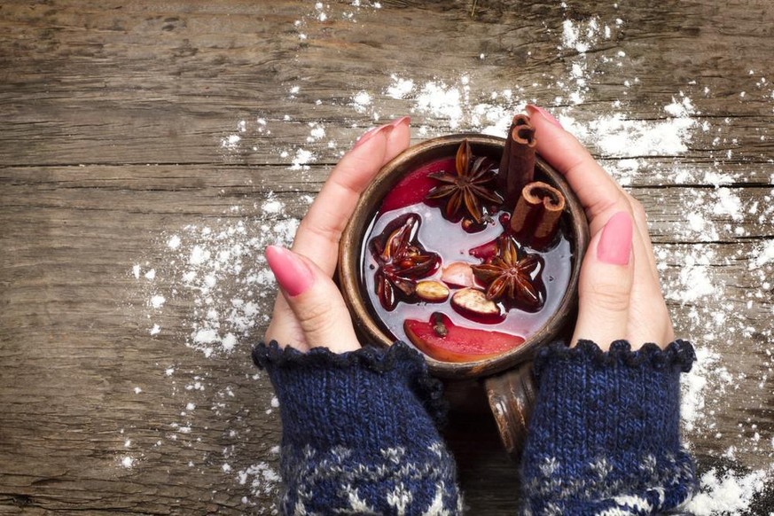 Glühwein. Schon klar. Ihr wollt jetzt alle Glühwein. Also gut – hier die Rezepte