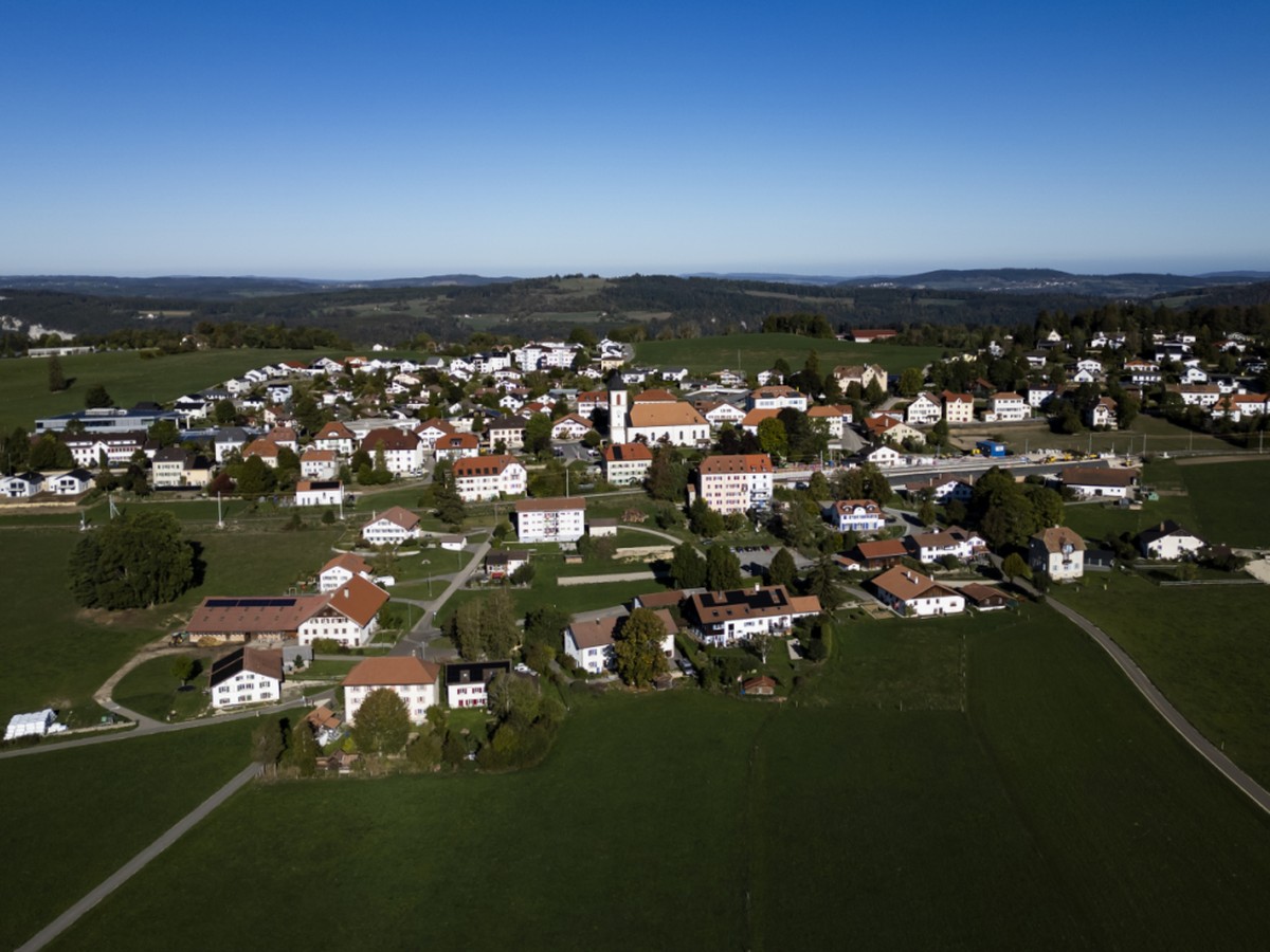 La commune des Bois sort peu à peu de la crise.