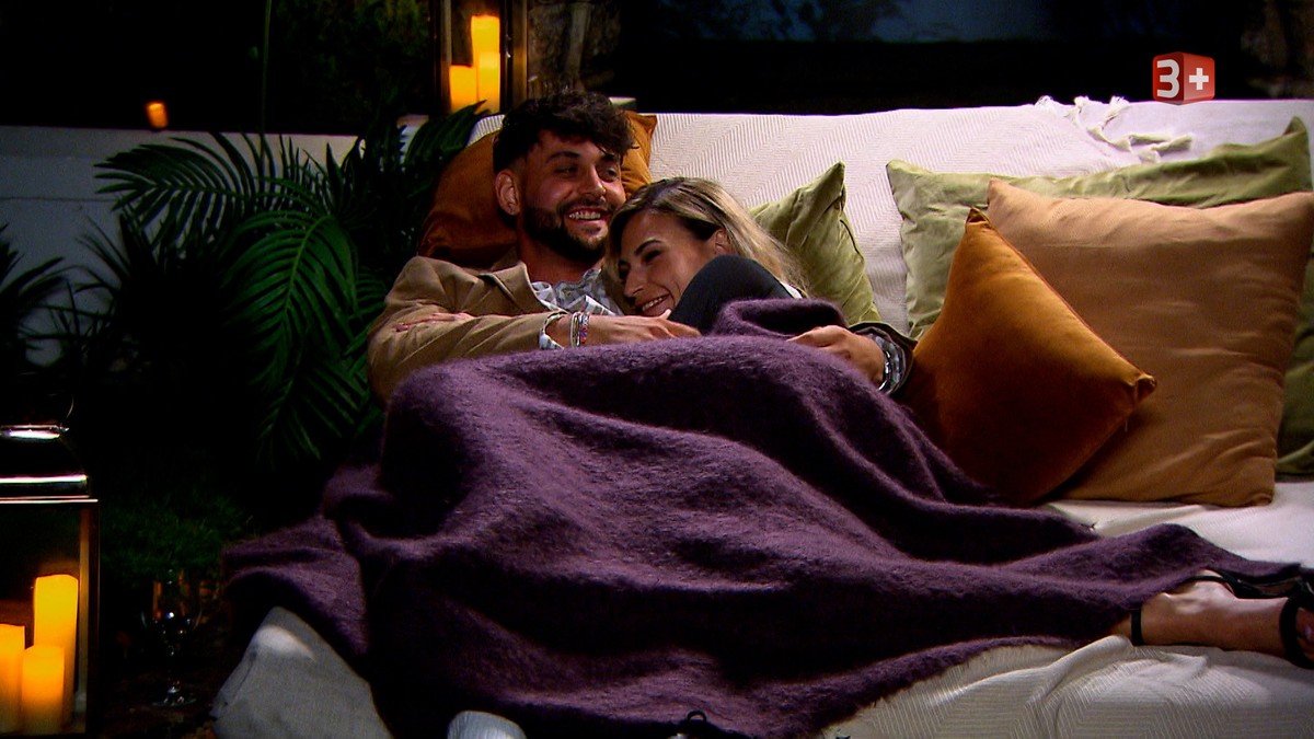 Bachelorette Juju und Larissa