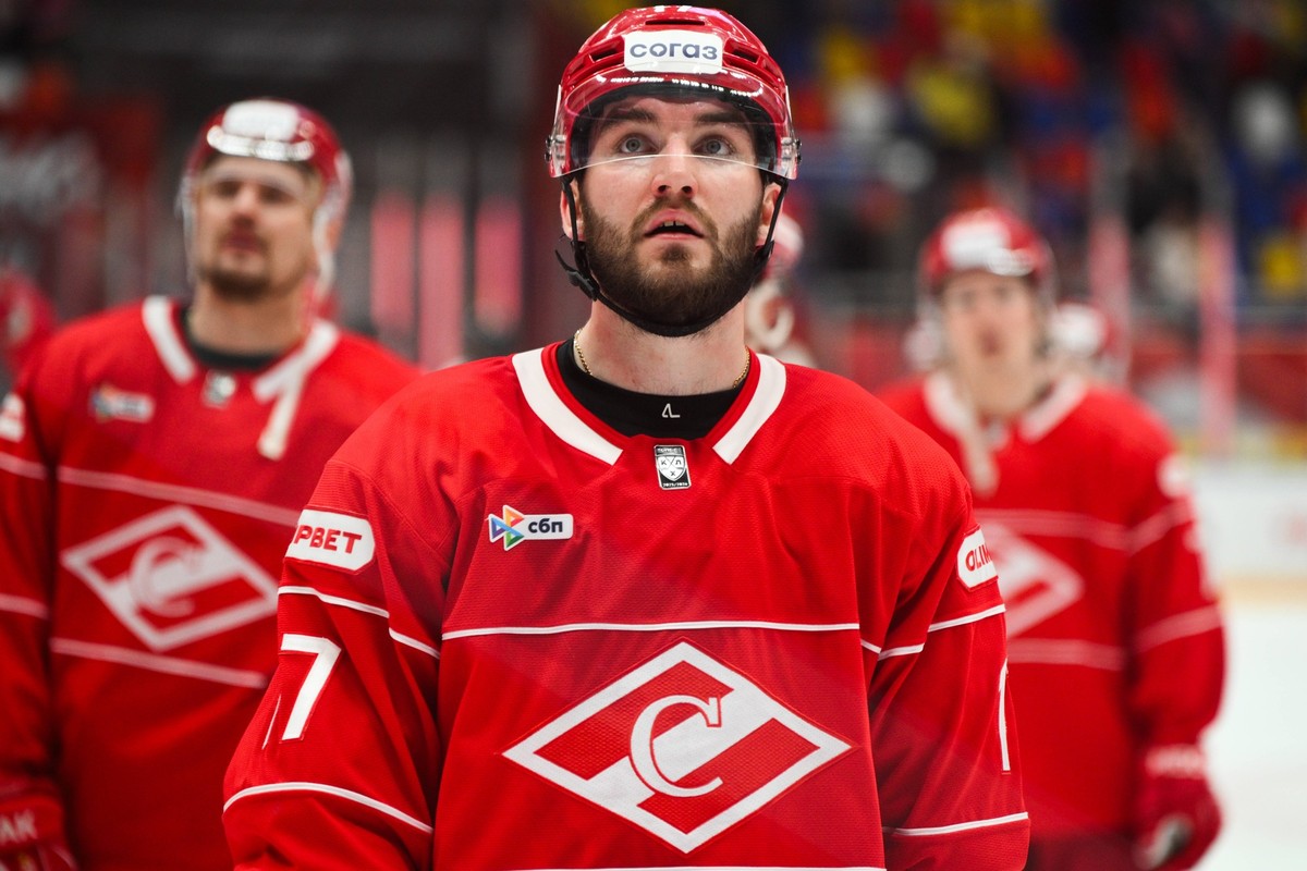Russia Ice hockey, Eishockey Kontinental League Spartak - CSKA 9104798 12.02.2026 Spartak s Ivan Morozov looks on after the Kontinental Hockey League ice hockey match between Spartak Moscow and CSKA M ...