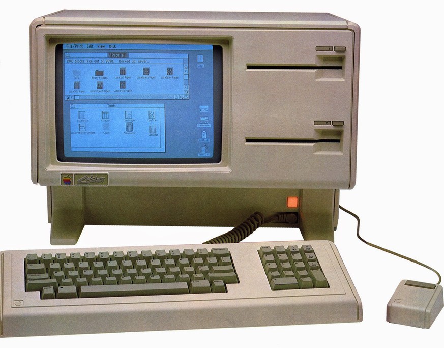 Apple Lisa war ein PC für Geschäftskunden und der erste Apple-Computer mit einer grafischen Benutzeroberfläche. Zuvor hatte schon der Schweizer ETH-Professor Niklaus Wirth einen PC namens Lilith mit e ...