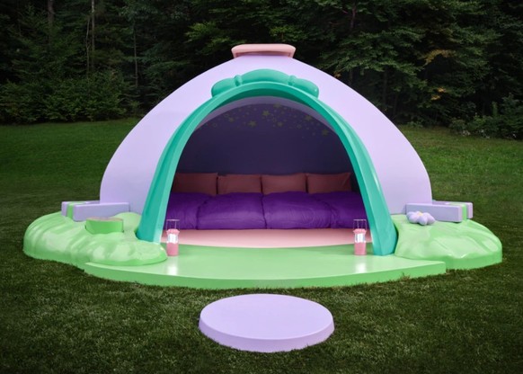 Airbnb Polly pocket