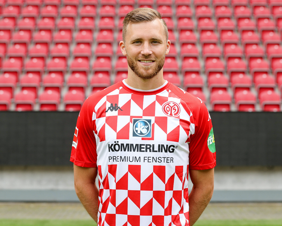 Fussball - Bundesliga - 1. FSV Mainz 05 - 29.07.21 Silvan Widmer; *** Football Bundesliga 1 FSV Mainz 05 - 29 07 21 Silvan Widmer