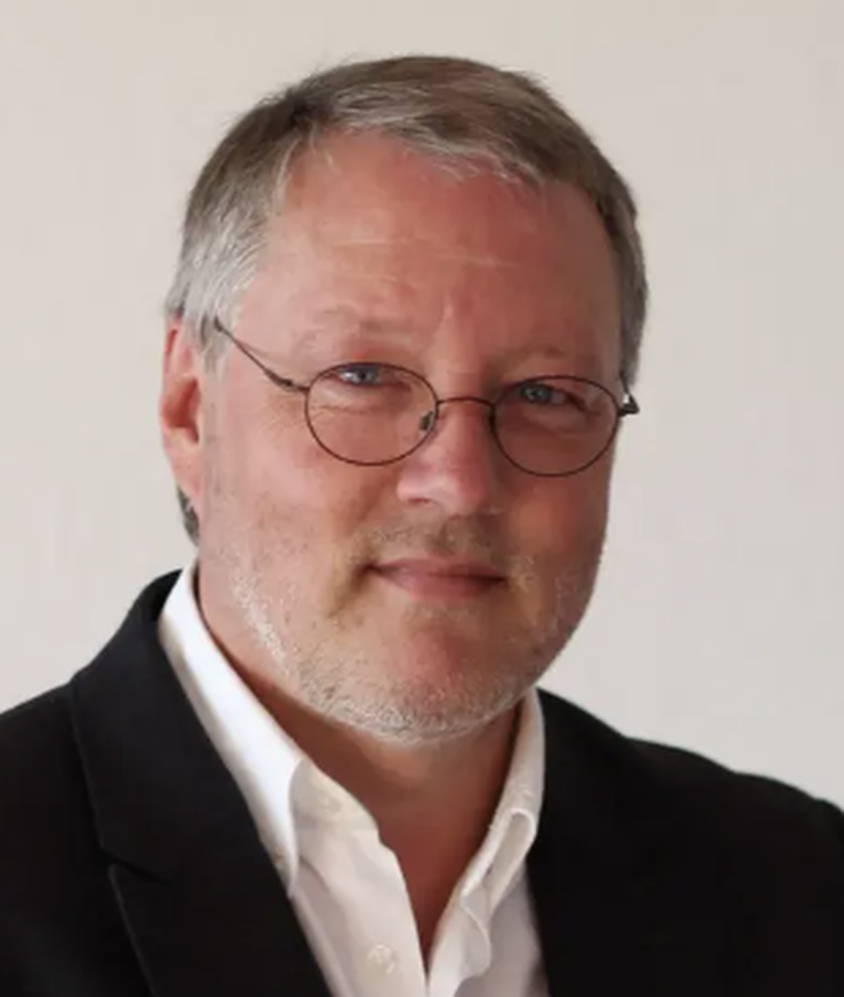 Christian Bach, responsable du département systèmes de transmission des véhicules à l'Empa Dübendorf.