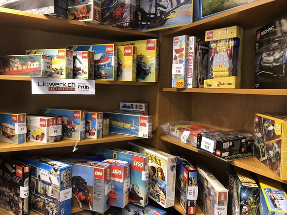 Aufregung in der Schweizer Lego-Szene: Das Konkursamt Uster traf bei der Räumung eines Nachlasses vor wenigen Tagen auf eine riesige Lego-Sammlung. 