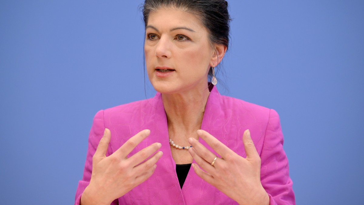 24.02.2025, Berlin: Sahra Wagenknecht, Spitzenkandidatin und Parteivorsitzende vom B