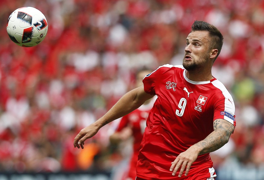 epa05389585 Haris Seferovic of Switzerland in action during the UEFA EURO 2016 round of 16 match between Switzerland and Poland at Stade Geoffroy Guichard in Saint-Etienne, France, 25 June 2016.

(RES ...