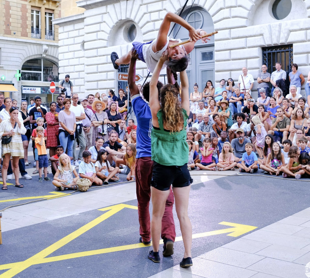 Le plus ancien festival de Musique et d’Arts de rue de Suisse célèbre cette année sa 32ème édition.