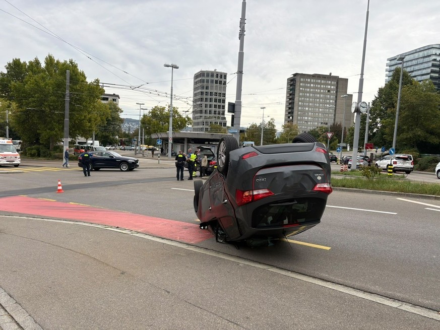 Höhe der Einmündung Triemlistrasse kam es zur Kollision.