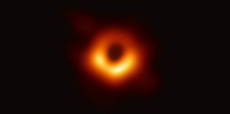 Warum du es nie schaffen wirst, deiner Mutter zu erklären, was ein Schwarzes Loch ist