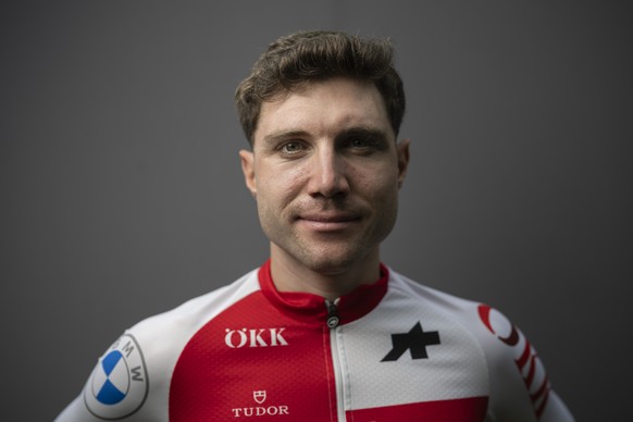 Marc Hirschi von Swiss Cycling posiert an einem Medien-Event anlaesslich den Olympischen Spielen in Paris und der Rad WM in Zuerich, aufgenommen am Mittwoch, 5. Juni 2024 in Zuerich. (KEYSTONE/Ennio L ...