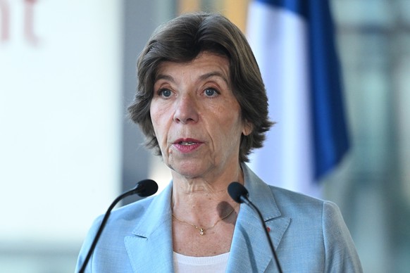 epa11011310 French Minister for Europe and Foreign Affairs Catherine Colonna speaks during a partnership announcement at the French-Australian Center for Energy Transition, Swinburne University of Tec ...