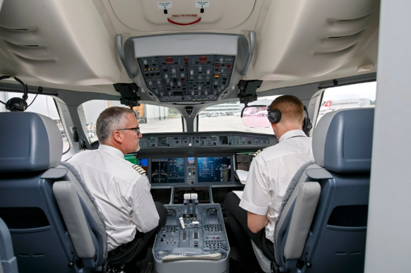 Im Swiss-Cockpit müssen die Angestellten Deutsch beherrschen. Verlangt wird das Niveau B2.