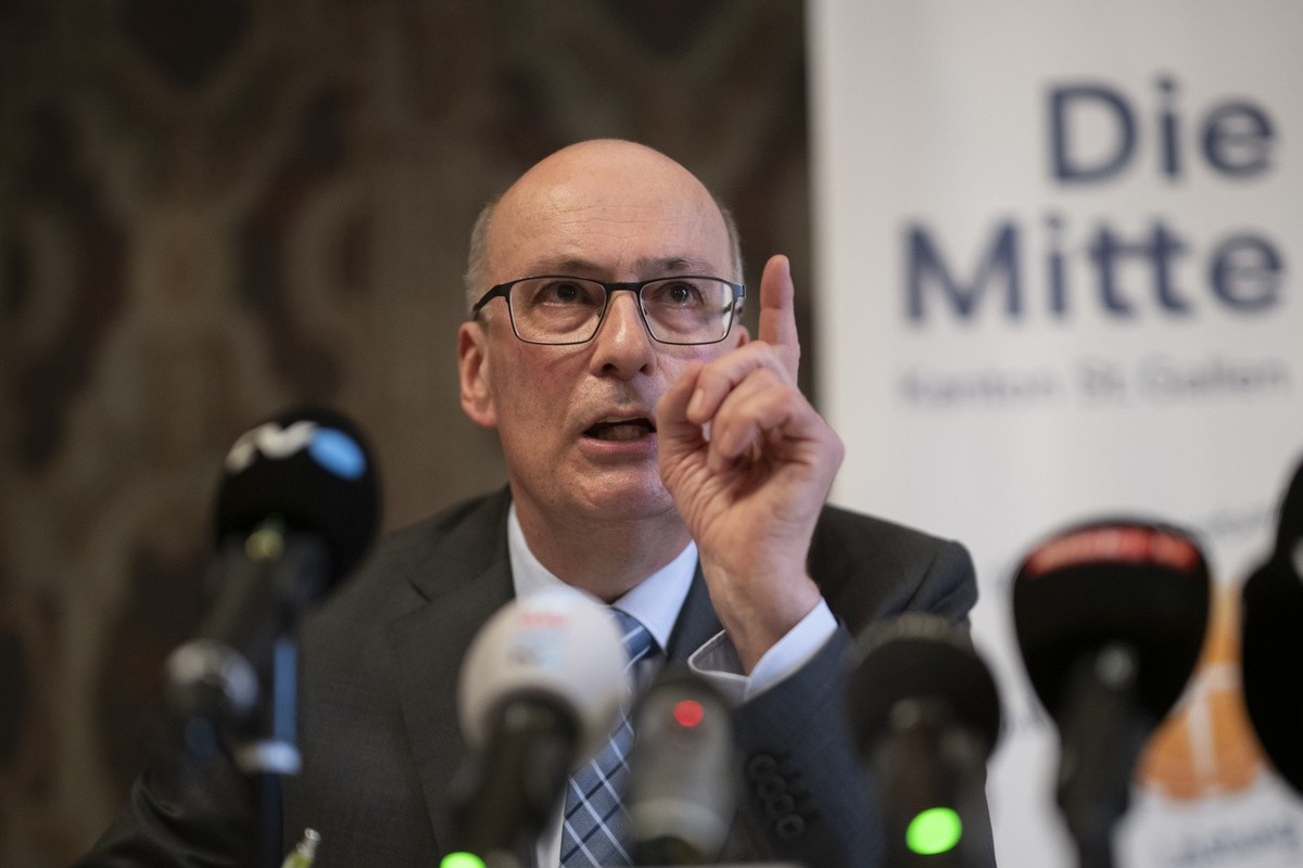 Nationalrat Markus Ritter spricht an einer Medienorientierung der Mitte des Kantons St. Gallen zu seiner Kandidatur fuer den Buendesrat, am Dienstag, 28. Januar 2025, in St. Gallen. (KEYSTONE/Gian Ehr ...